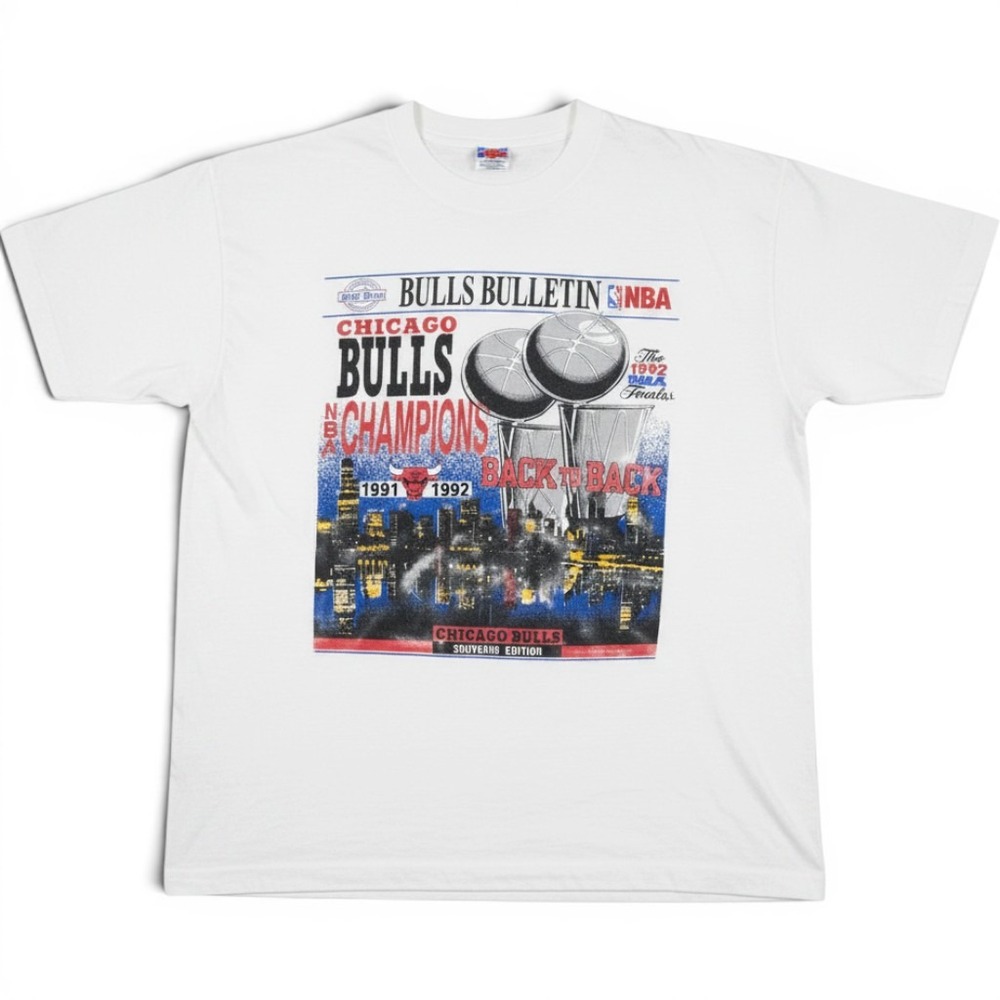 Vintage Chicago Bulls T Shirt Mens XL White 1992 NBA Champions Fruit of the Loom